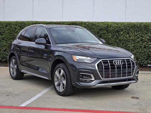 2023 Audi Q5 40 Premium Plus
