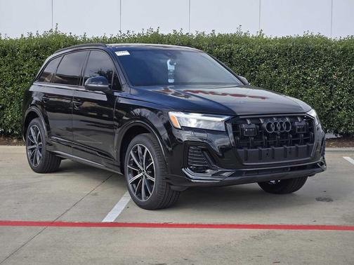 2026 Audi Q7 45 Premium Plus