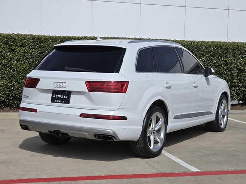 2019 Audi Q7 55 Prestige