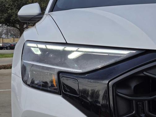 2026 Audi Q8 55 Premium Plus