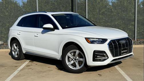 Arkona White 2024 Audi Q5 40 Premium