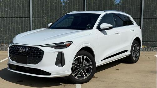 2025 Audi Q5 Premium Plus TFSI quattro S tronic