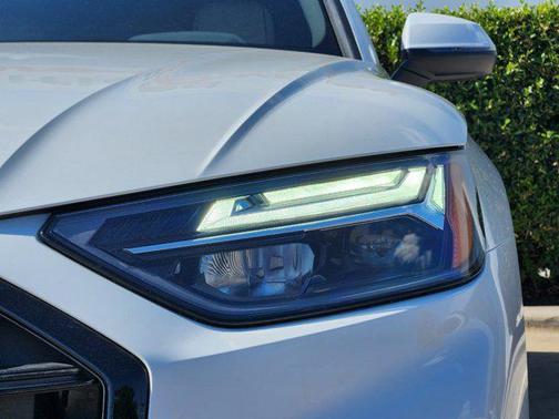 2024 Audi Q5 45 S line Premium Plus