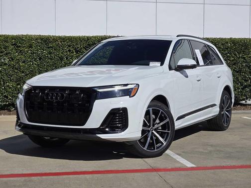 2025 Audi Q7 45 Premium Plus