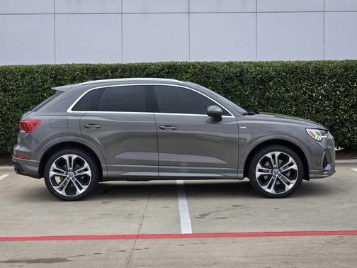 2020 Audi Q3 45 S line Premium Plus
