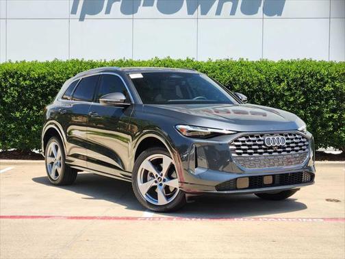 2025 Audi Q5 Premium Plus
