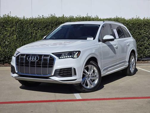 2023 Audi Q7 45 Premium Plus