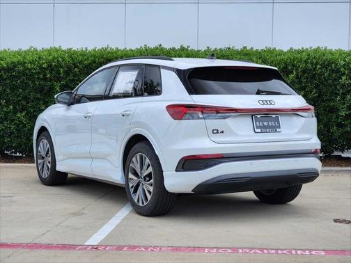 2025 Audi Q4 e-tron Premium 45 quattro