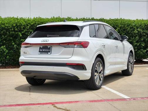2025 Audi Q4 e-tron Premium 45 quattro