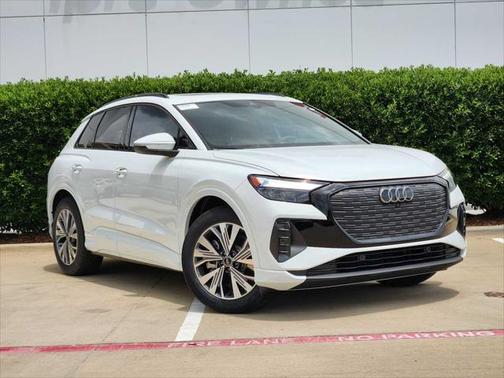 2025 Audi Q4 e-tron Premium 45 quattro