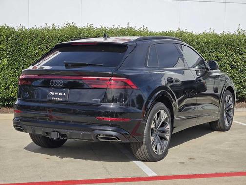 2026 Audi Q8 55 Premium Plus
