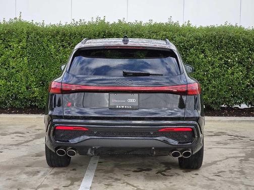 2025 Audi SQ5 3.0T Premium Plus