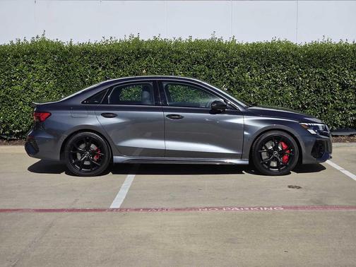 2024 Audi RS 3 TFSI quattro S tronic