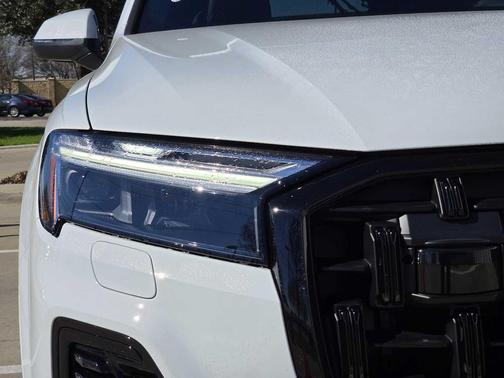 2026 Audi Q7 55 Premium Plus