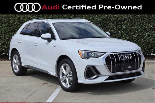 Glacier White Metallic 2022 Audi Q3 45 S line Premium