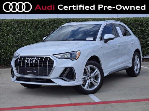 2022 Audi Q3 45 S line Premium
