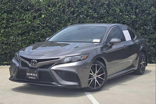 Predawn Gray Mica 2024 Toyota Camry SE