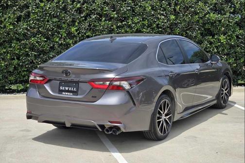 Predawn Gray Mica 2024 Toyota Camry SE