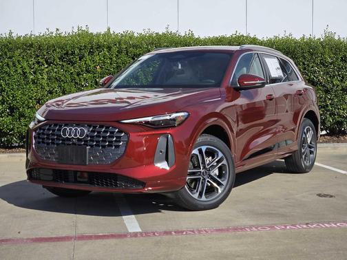 2025 Audi Q5 Premium Plus