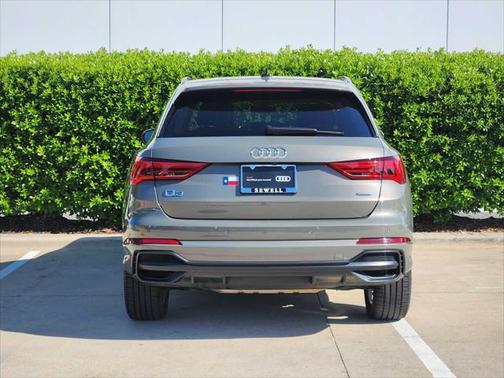 2021 Audi Q3 45 S line Premium