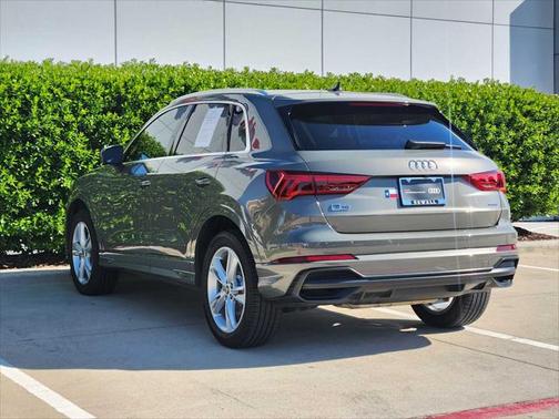 2021 Audi Q3 45 S line Premium