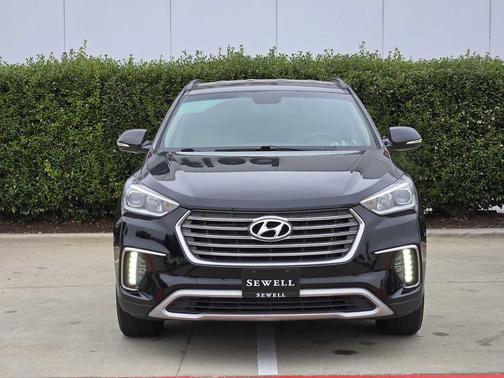 2017 Hyundai SANTA FE SE