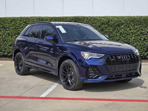 2025 Audi Q3 Premium 45 TFSI S line quattro Tiptronic