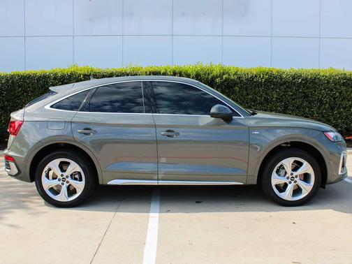 Chronos Gray Metallic 2023 Audi Q5 45 S line Premium Plus
