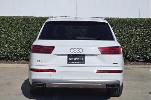 2019 Audi Q7 45 Premium Plus