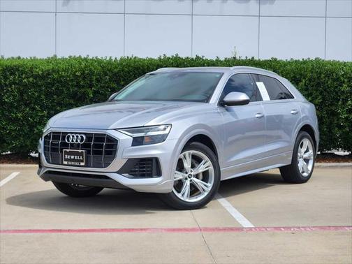 2022 Audi Q8 55 Premium