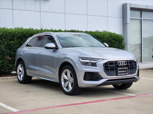 2022 Audi Q8 55 Premium