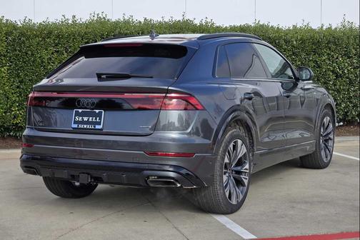 2026 Audi Q8 55 Premium Plus