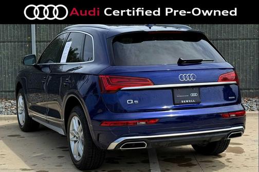 Navarra Blue Metallic 2023 Audi Q5 45 S line Premium