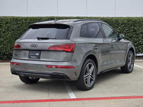 2025 Audi Q5 55 S line Premium Plus
