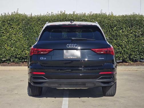 2024 Audi Q3 45 S line Premium Plus