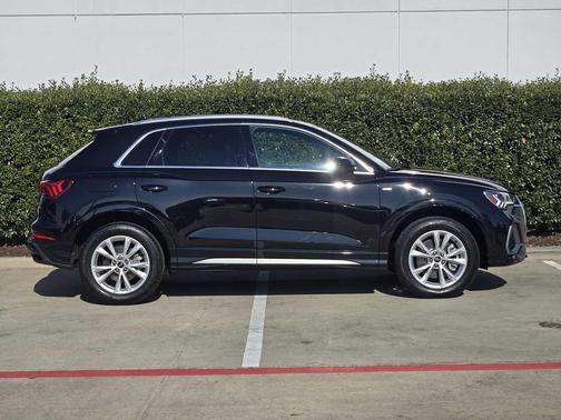 2024 Audi Q3 45 S line Premium Plus