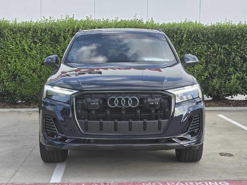 2025 Audi Q7 55 Premium Plus
