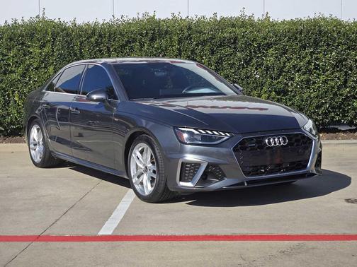 2022 Audi A4 45 S line Premium Plus
