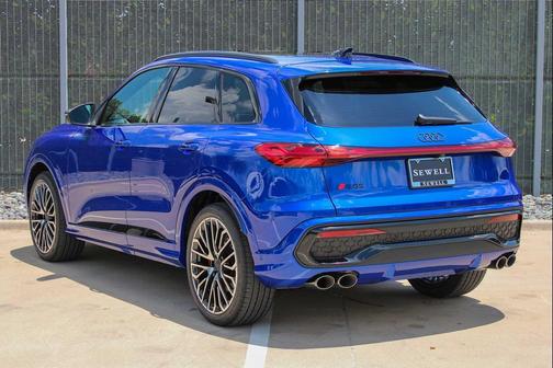 ULTRA BLUE 2026 Audi SQ5 3.0T Prestige