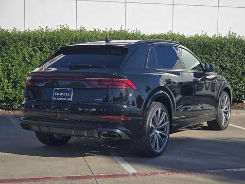2026 Audi Q8 55 Prestige