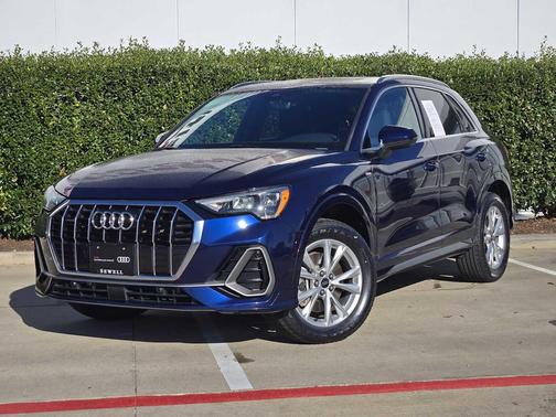 2022 Audi Q3 45 S line Premium