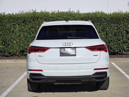 2023 Audi Q3 45 S line Premium Plus