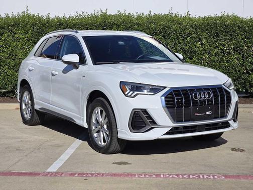 2023 Audi Q3 45 S line Premium Plus