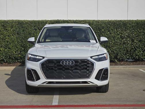 2023 Audi Q5 45 S line Prestige