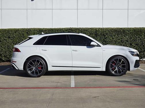 2020 Audi Q8 55 Prestige