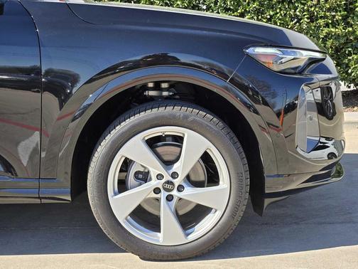 2025 Audi Q5 Premium Plus TFSI quattro S tronic