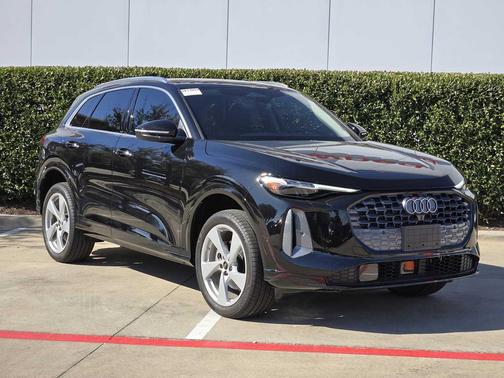 2025 Audi Q5 Premium Plus TFSI quattro S tronic