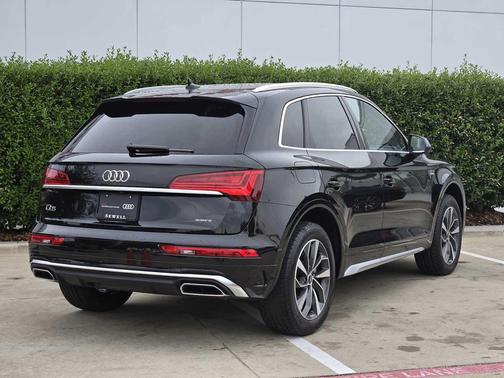 2023 Audi Q5 45 S line Premium Plus