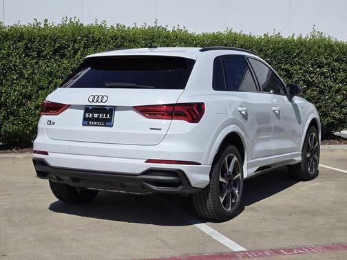 2025 Audi Q3 45 S line Premium Plus