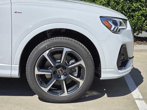 2025 Audi Q3 45 S line Premium Plus